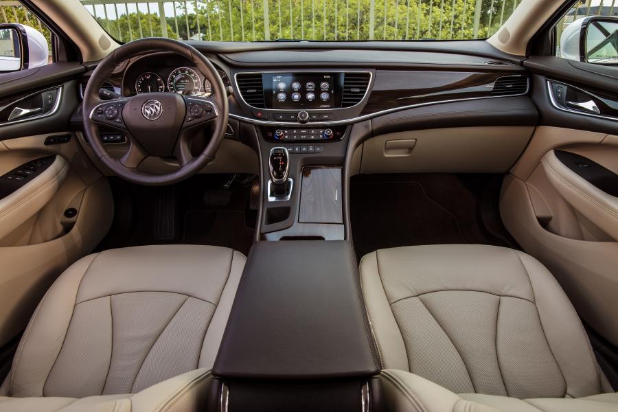 Торпедо Buick LaCrosse 2016 года  (NA) (фото 13 из 36)